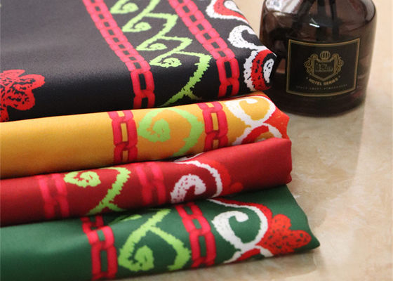 의복을 위한 푸른 빨간 노랑 폴리에스테르 디지털 인쇄형 패브릭 화려한 꽃